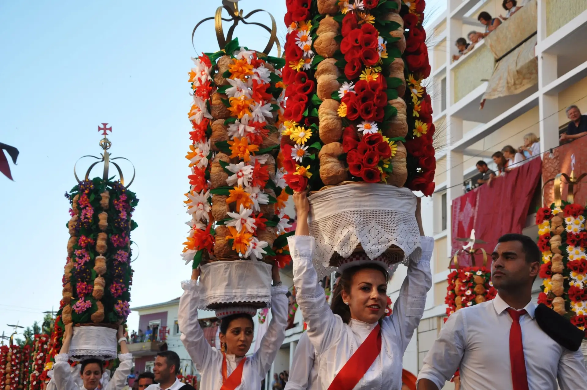 Photo d'un moment de la Fête des « Plateaux » - Tomar. L'une des fêtes traditionnelles du Portugal