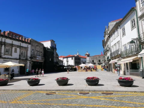 Viana do Castelo Old Town Square | Centro histórico de Viana do Castelo
