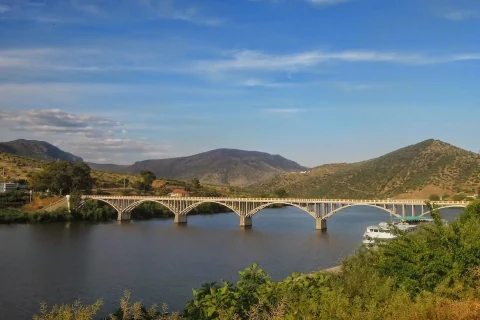 Ponte em Barca D'Alva