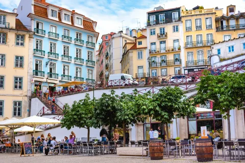 Enjoy the terraces and the atmosphere of Lisbon